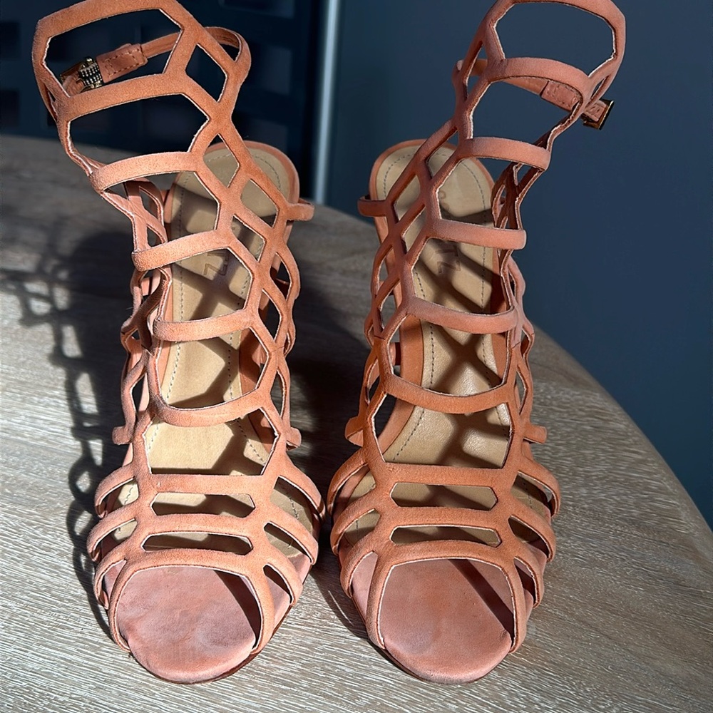 Schutz Size 6.5 Mauve Cage Heels